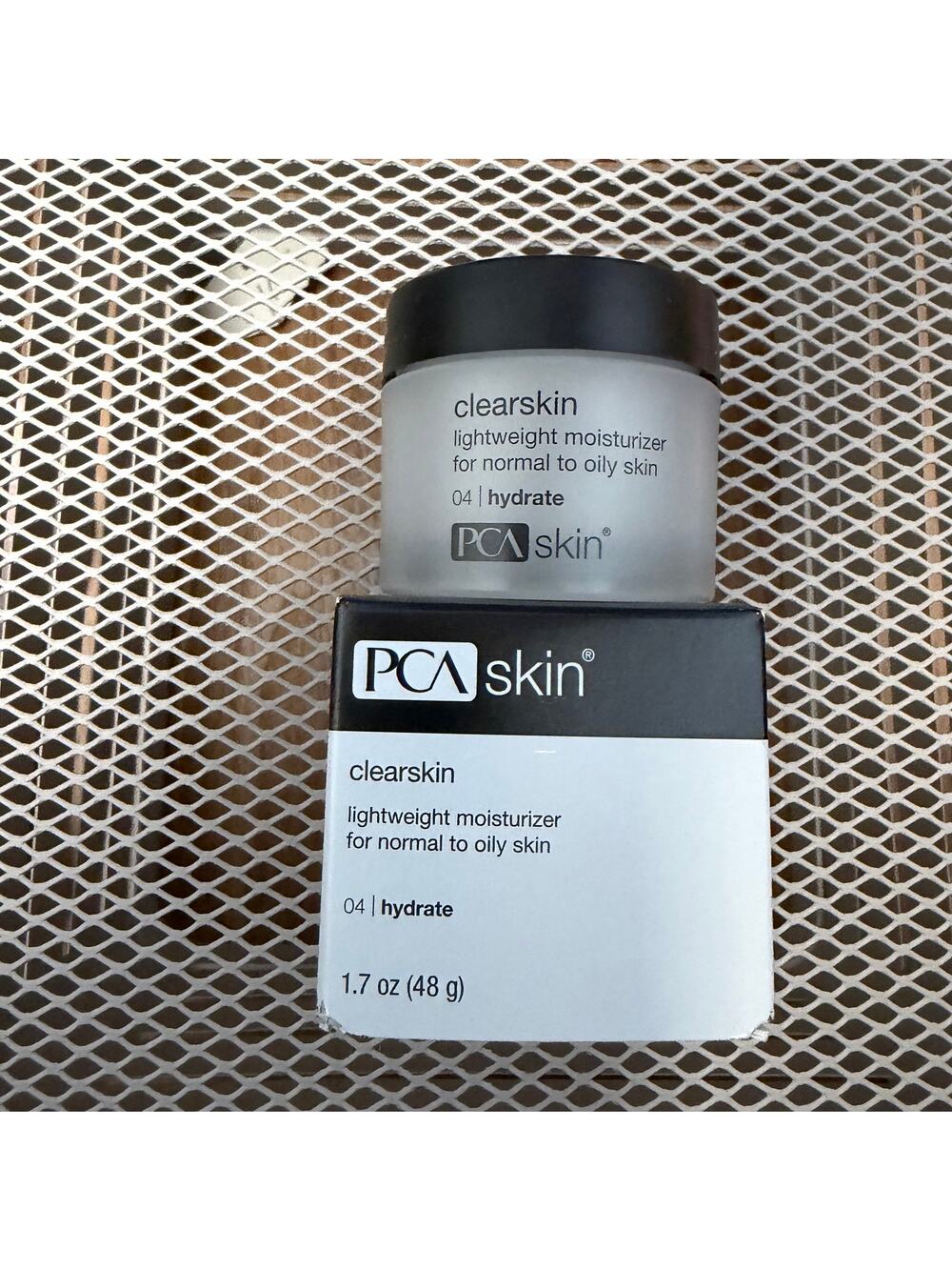 PCA skin -04 Hydrate 1 fl oz -new unopened